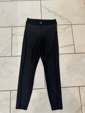 NWOT Alo High Waist Line Up Leggings